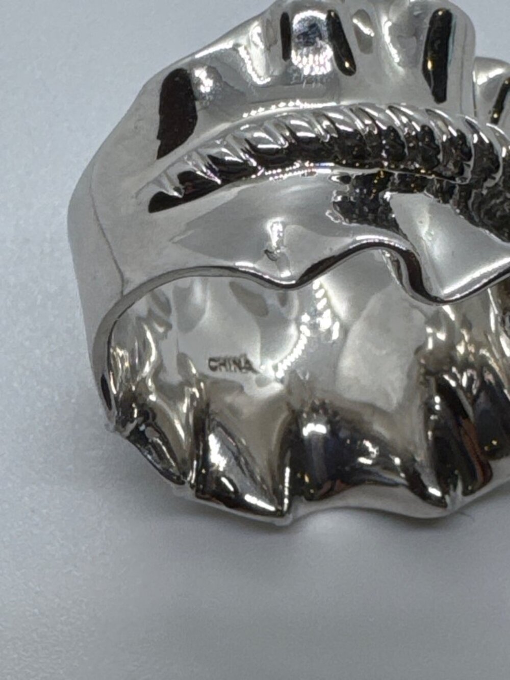 Michelle Albala Jadeite Ring 925 Sterling Silver White Topaz Wide Ruffle Size 8 - Picture 5 of 9